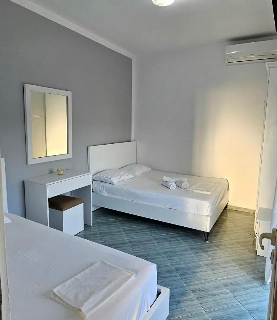 Joen Apartments Saranda 0*,  Albania